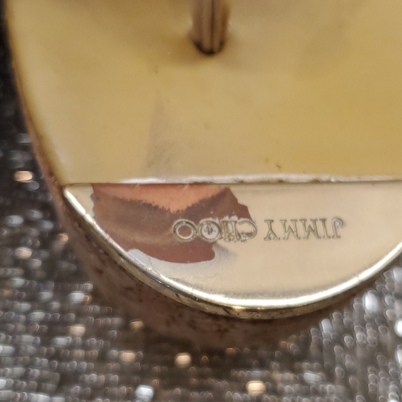 SOLD!! JIMMY CHOO Patent Thong Sandals - Size 40 - Picture 3 of 13